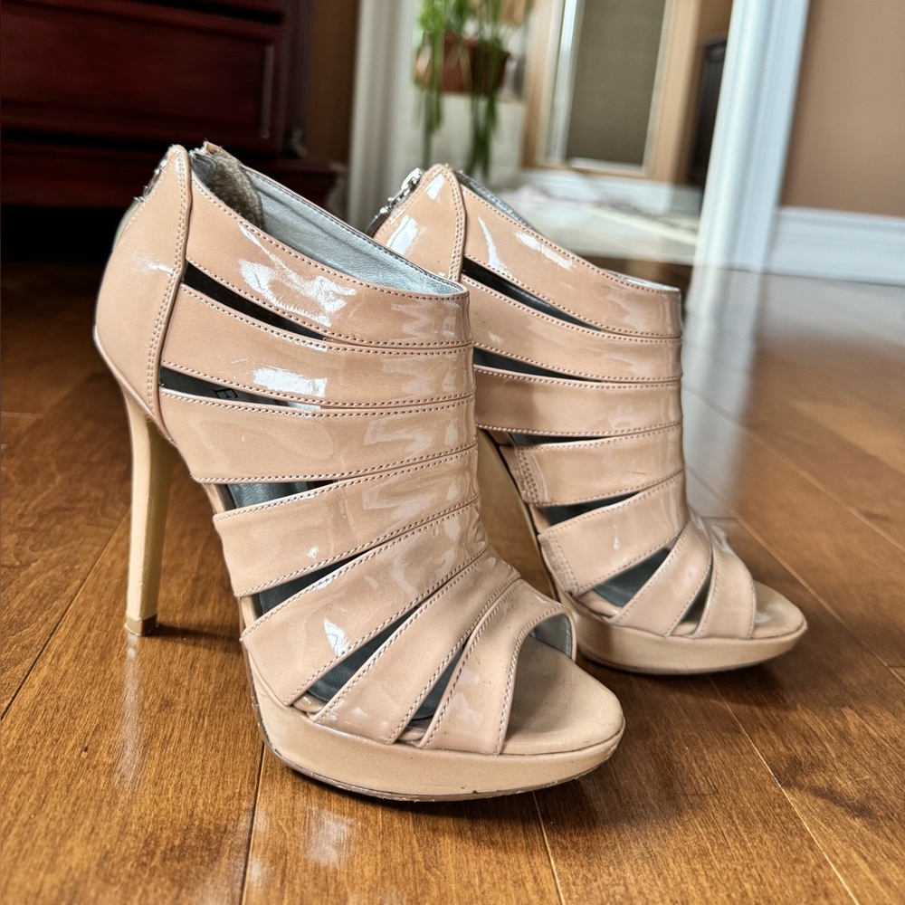 Guess Nude Peep-Toe Heels